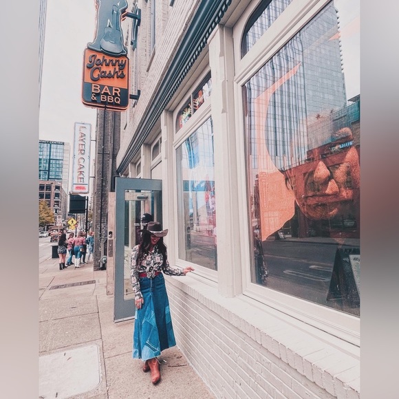 Meet your Posher, Jessica - Picture 10 of 16